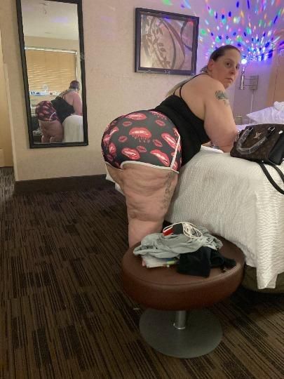 Hey Love, I am Independent 34 years single lovely girl I am naughty and attractive blowjob stay alone in my home